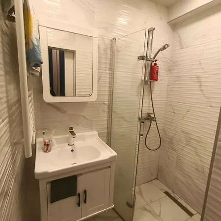 Apartment Three-room Oasis 1 *