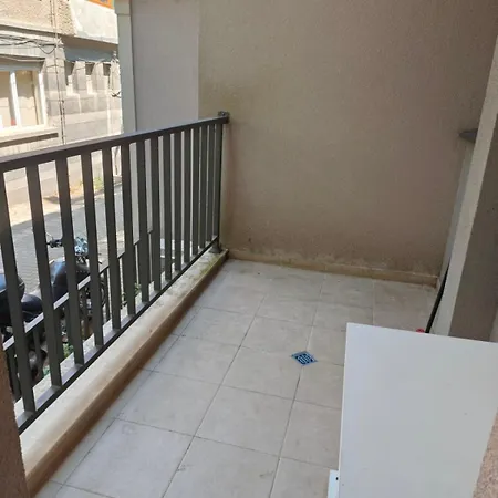 Three-room Oasis 1 *